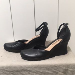 Kenneth Cole Reaction Ankle Strap Wedge